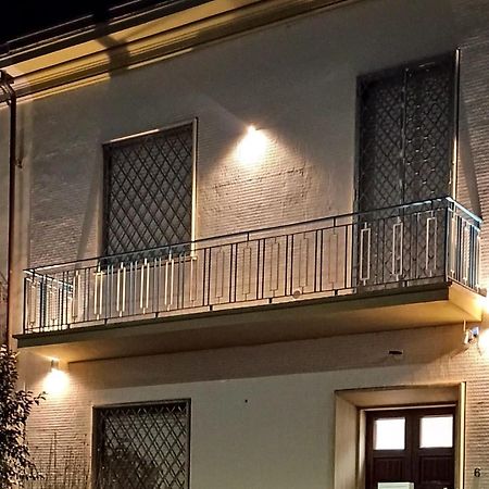Affittacamere Via Bini Prato  Buitenkant foto